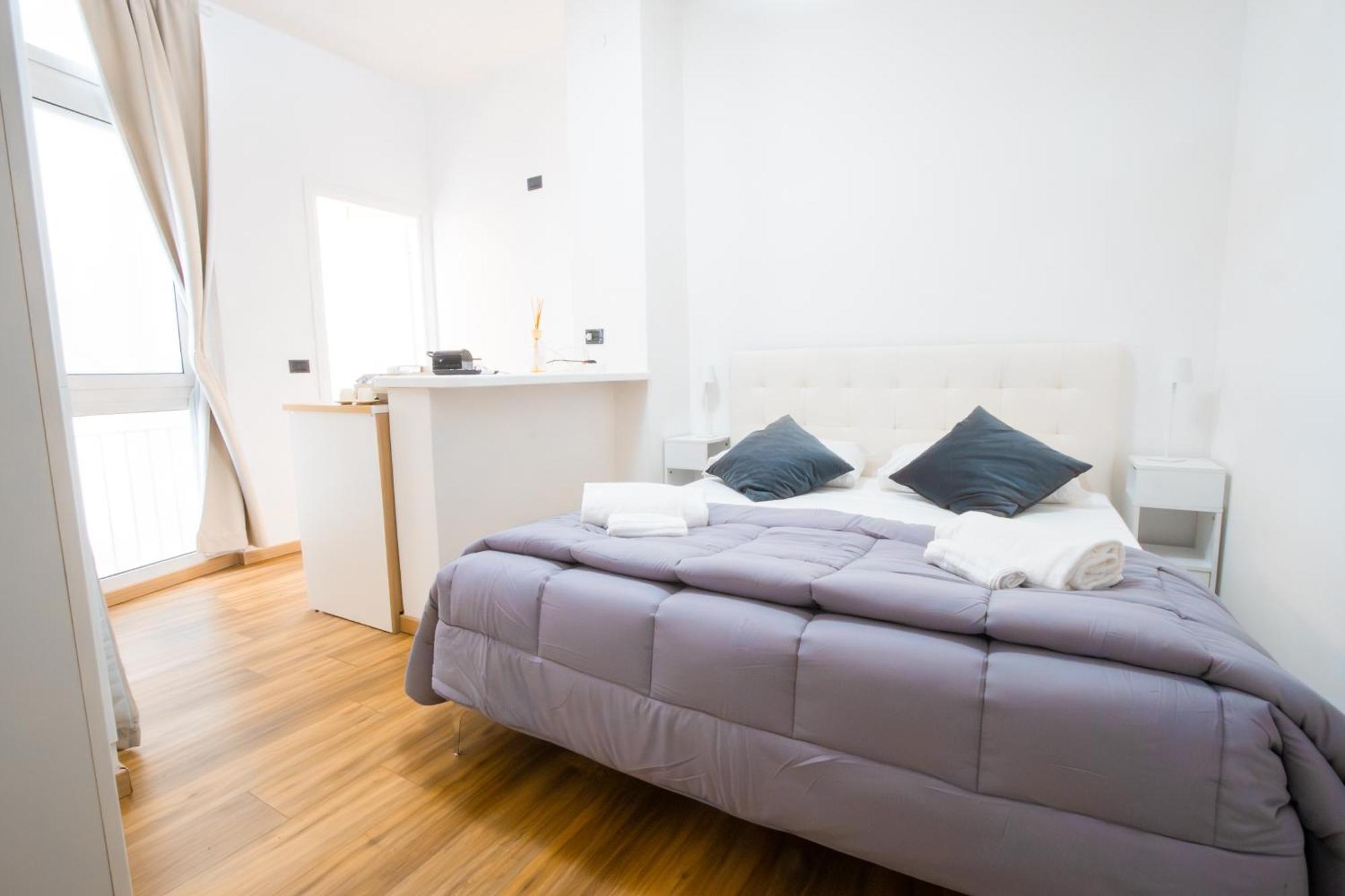 Karulli Home Bari Exteriör bild