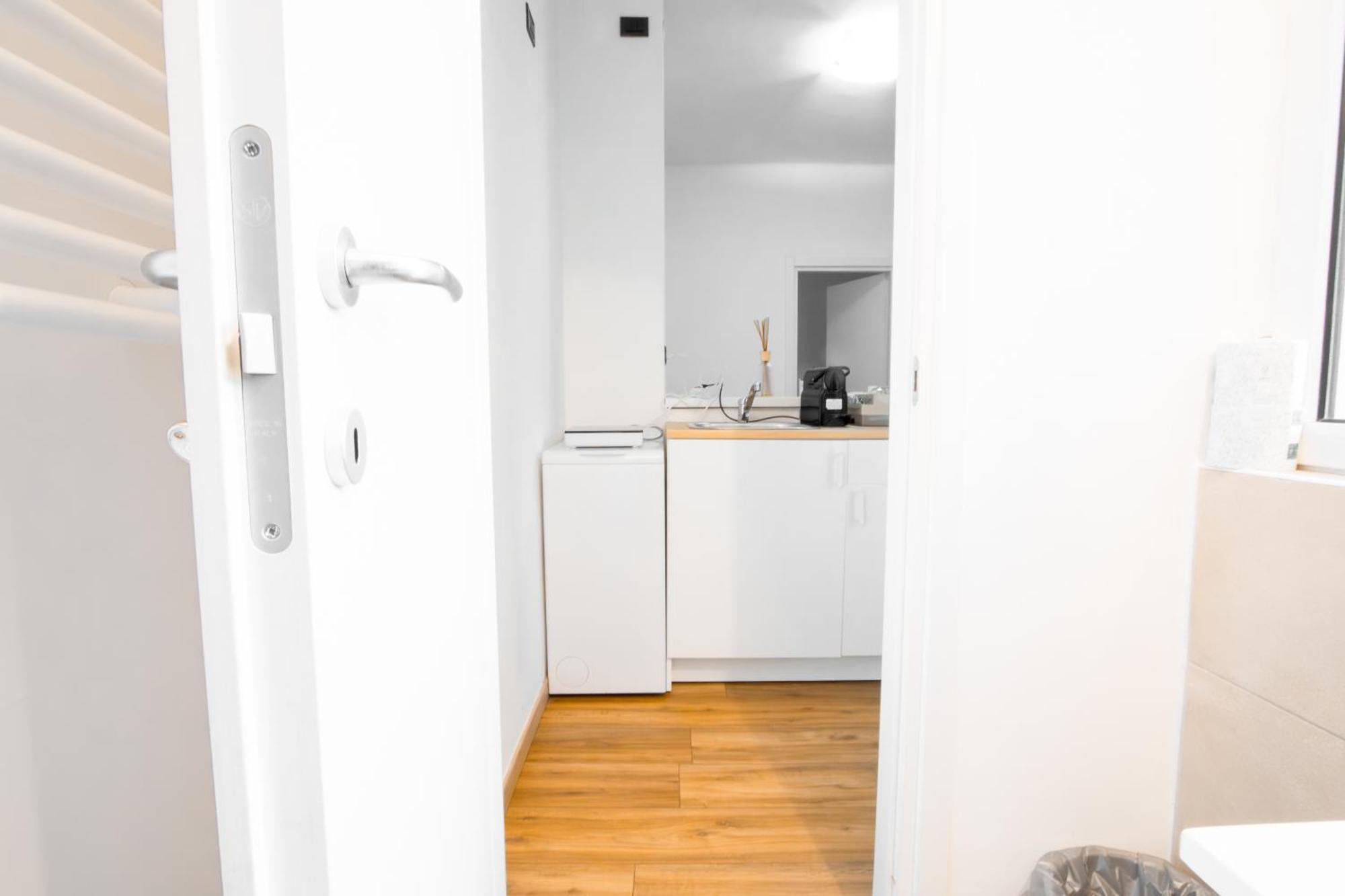 Karulli Home Bari Exteriör bild