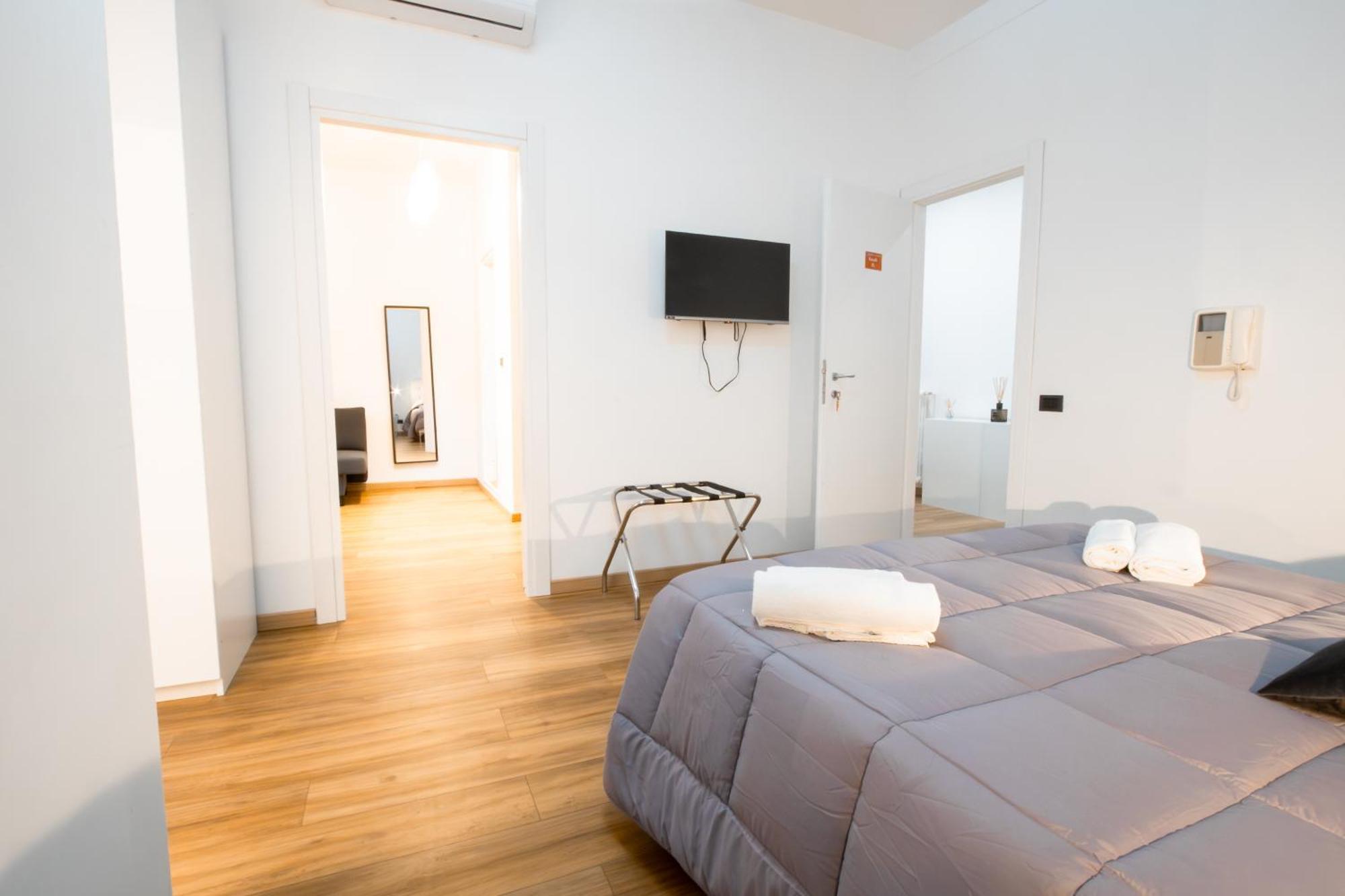 Karulli Home Bari Exteriör bild